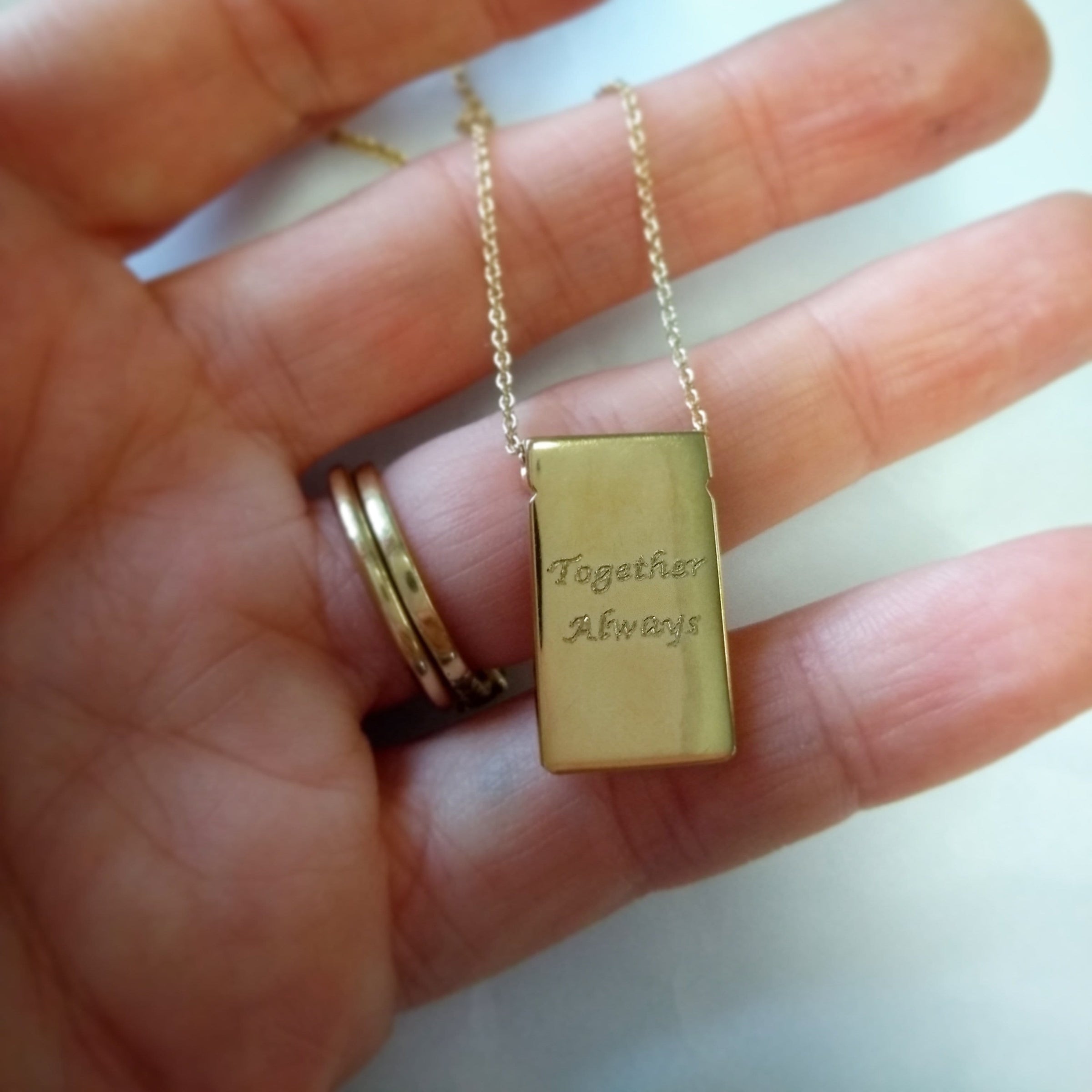 Holding Hands Pendant - Jana Reinhardt Ltd