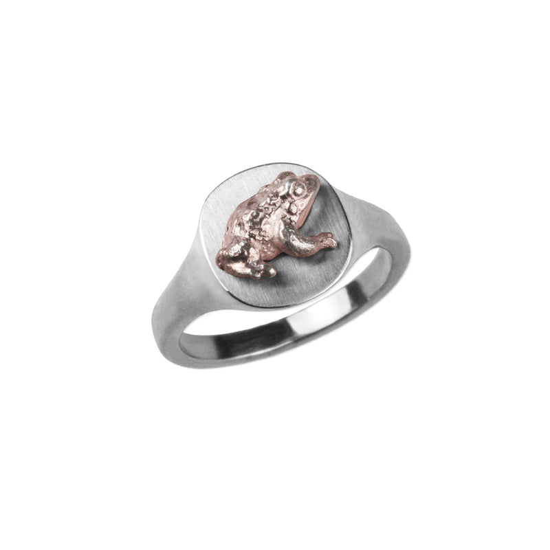 Toad Signet Ring