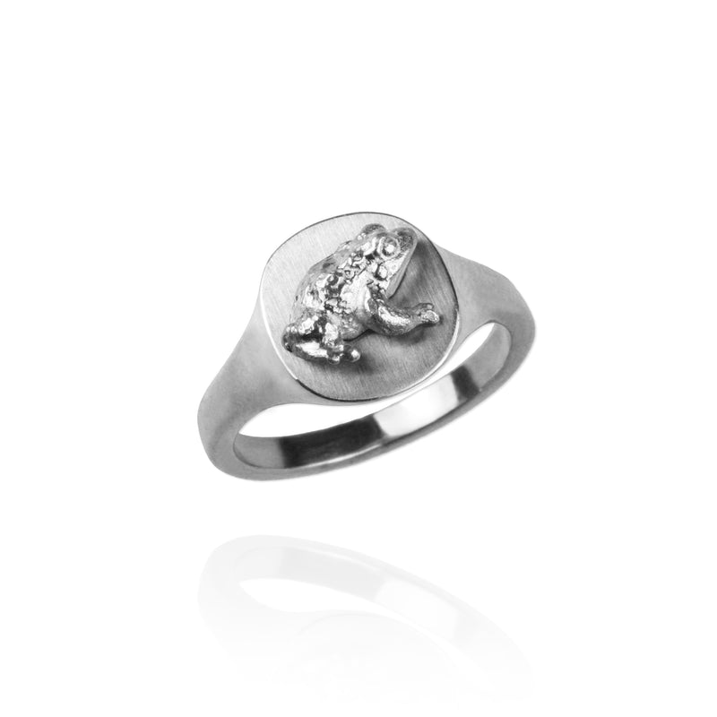 Toad Signet Ring