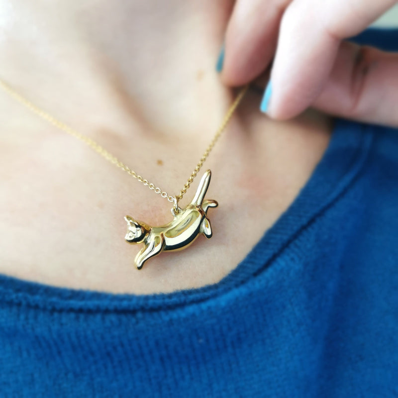 Cat Necklace (leaping)