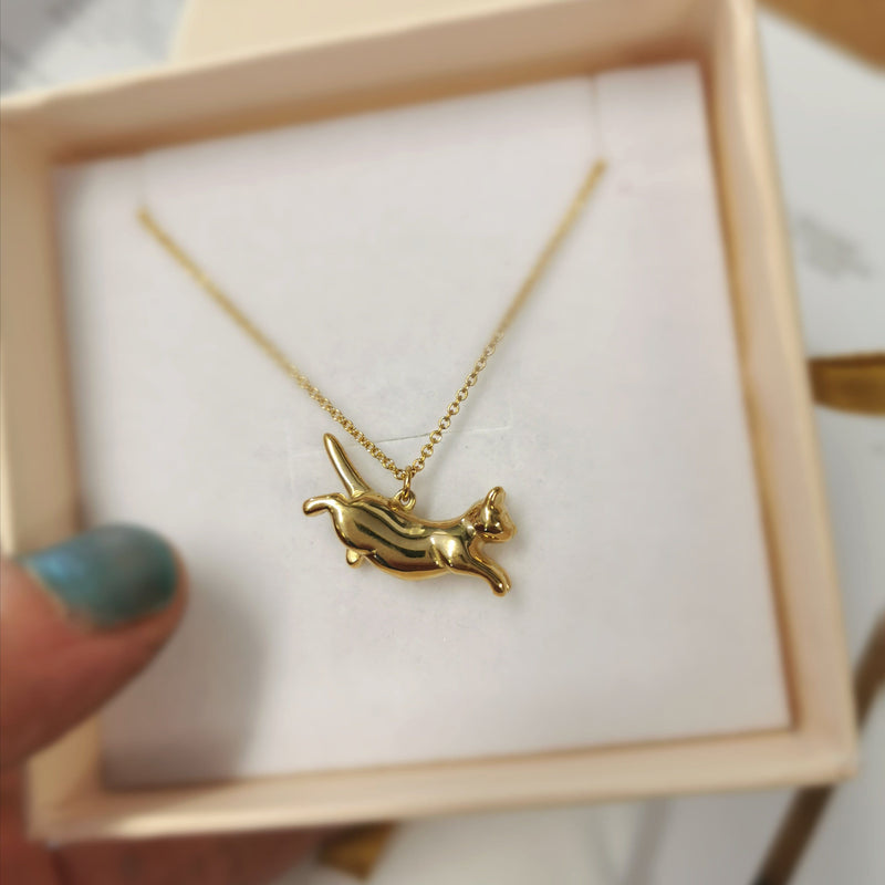 18k Gold Cat Necklace