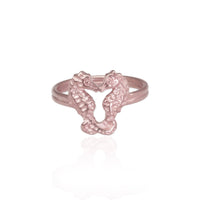 Anillo pequeño de caballito de mar